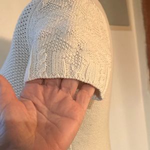 Old Navy, extra large, mini cream  worn once.